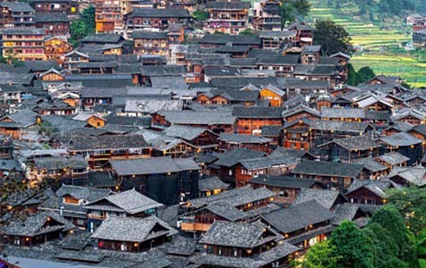 大连6种常见的外墙仿石漆施工工艺！